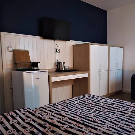 Serce Kaszub. Pokoje z niezależnym wejściem. Swarzewo Zewnętrze zdjęcie