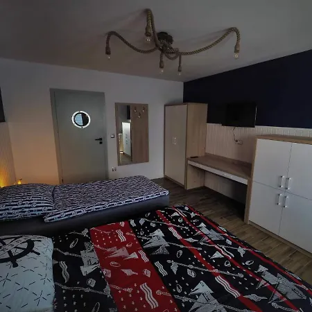 Serce Kaszub. Pokoje z niezależnym wejściem. Swarzewo Zewnętrze zdjęcie